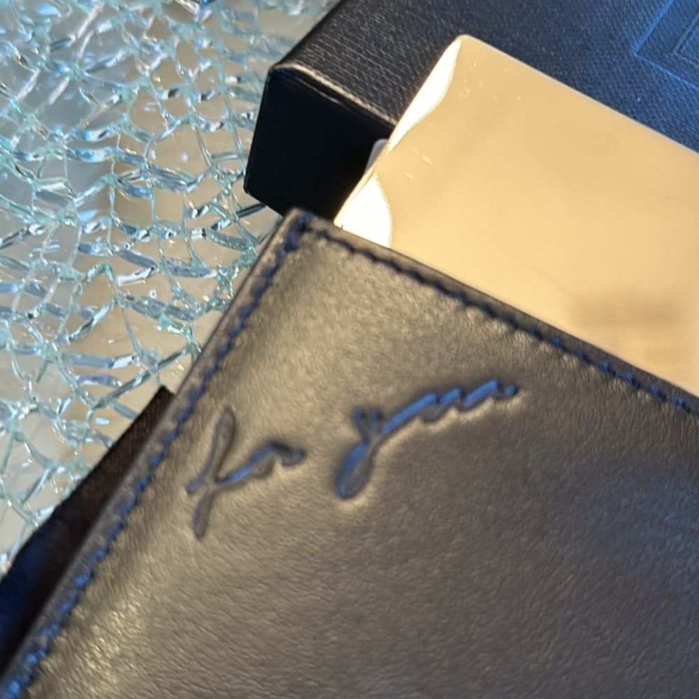 YVES SAINT LAURENT FOR YOU ALL INCLUSIVE MIRROR, BOX, EVERYTHING - Picture 6 of 7